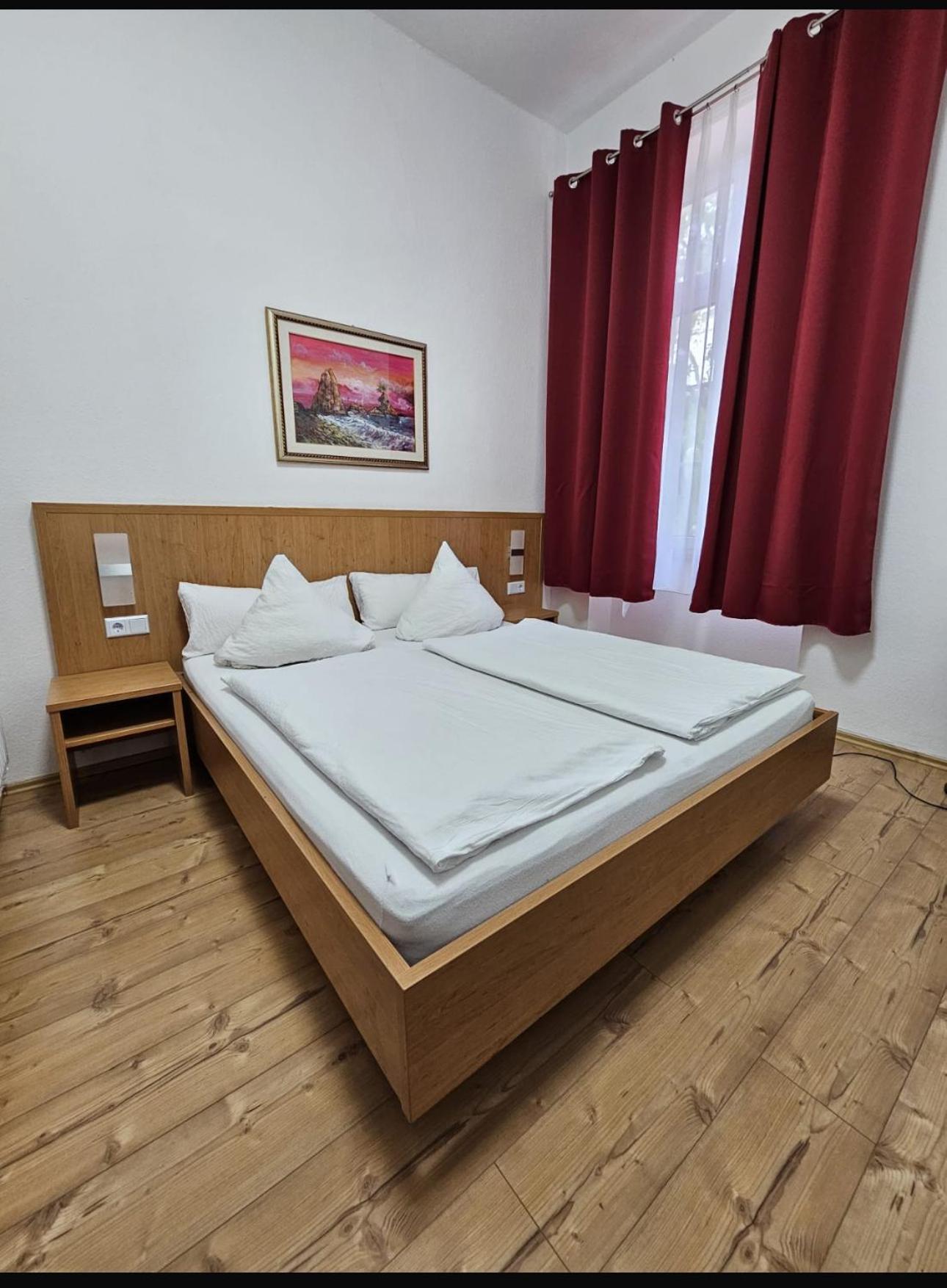 Hotel Restaurant Schwert Kehl Zewnętrze zdjęcie