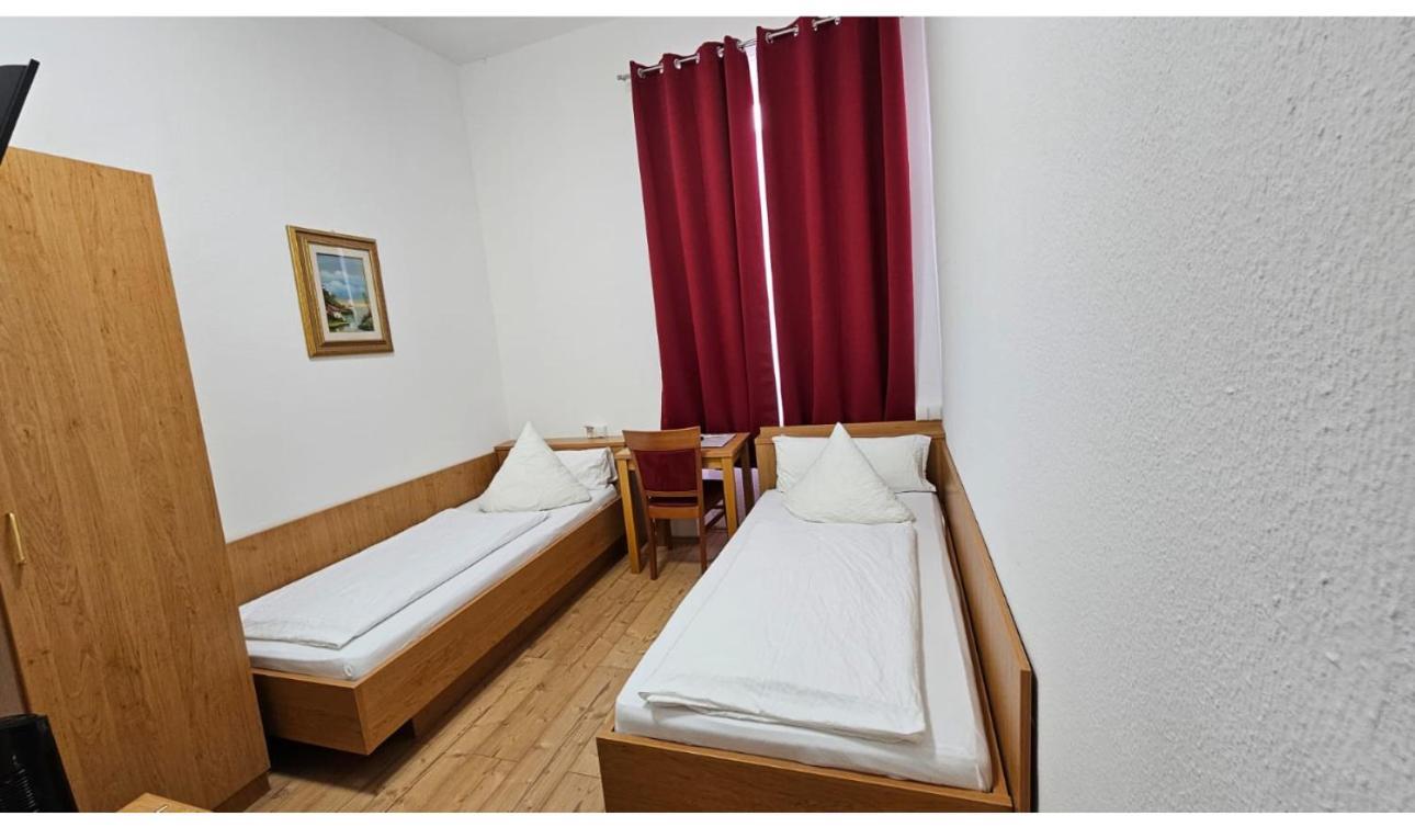 Hotel Restaurant Schwert Kehl Zewnętrze zdjęcie