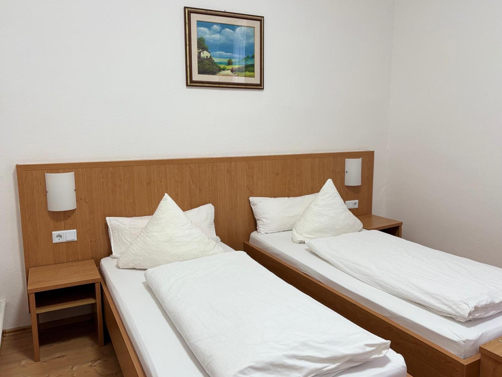 Hotel Restaurant Schwert Kehl Zewnętrze zdjęcie