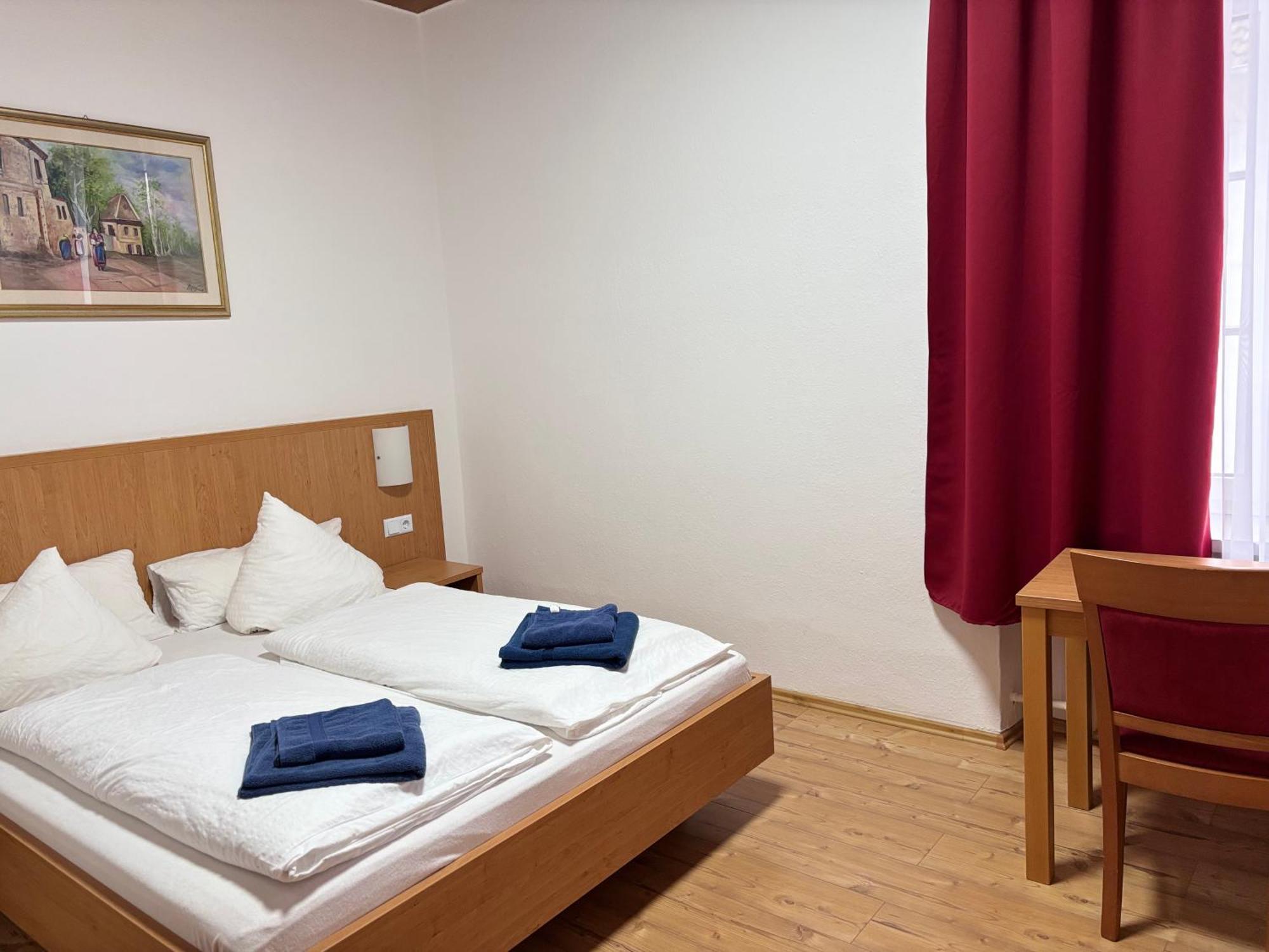 Hotel Restaurant Schwert Kehl Zewnętrze zdjęcie