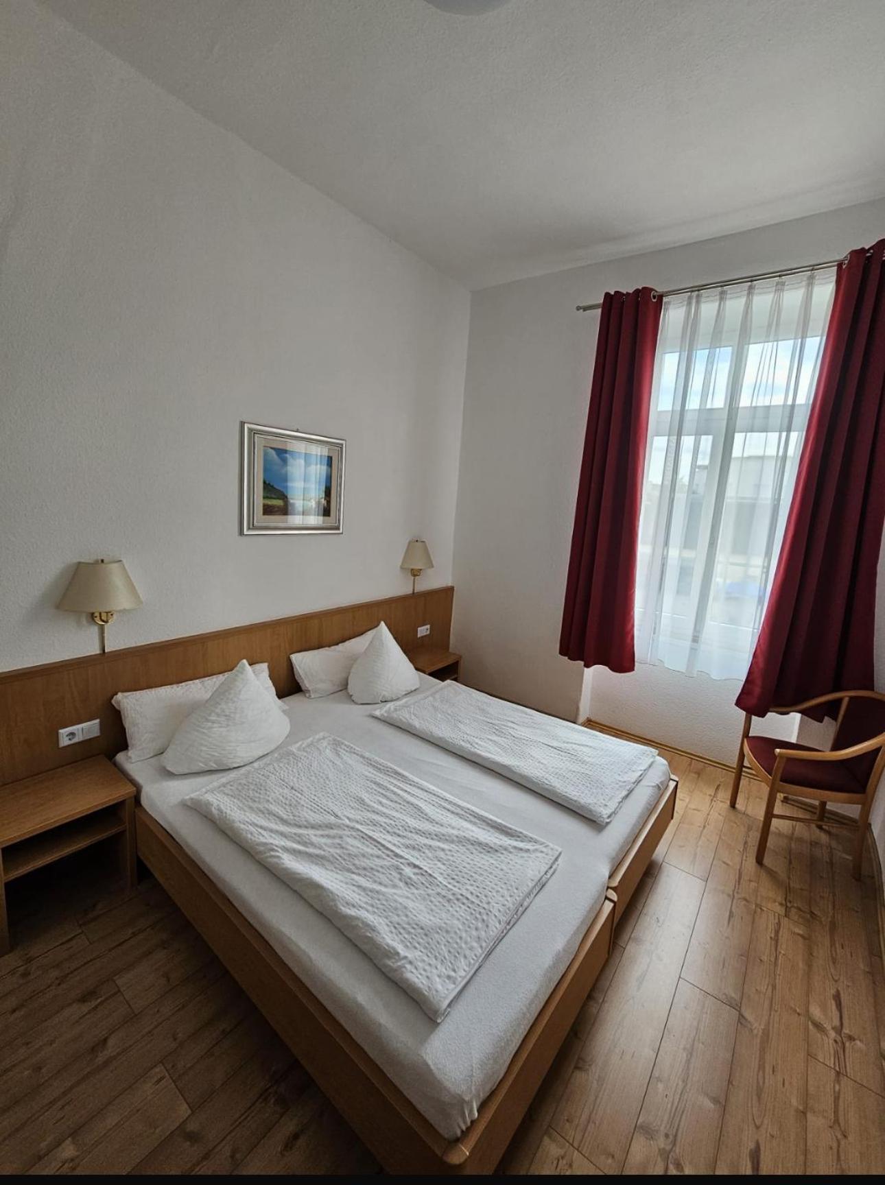 Hotel Restaurant Schwert Kehl Zewnętrze zdjęcie
